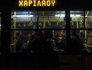 Πανικός σε λεωφορείο του ΟΑΣΘ - Άνδρας παρενοχλούσε νεαρές και απείλησε με κατσαβίδι τον οδηγό!